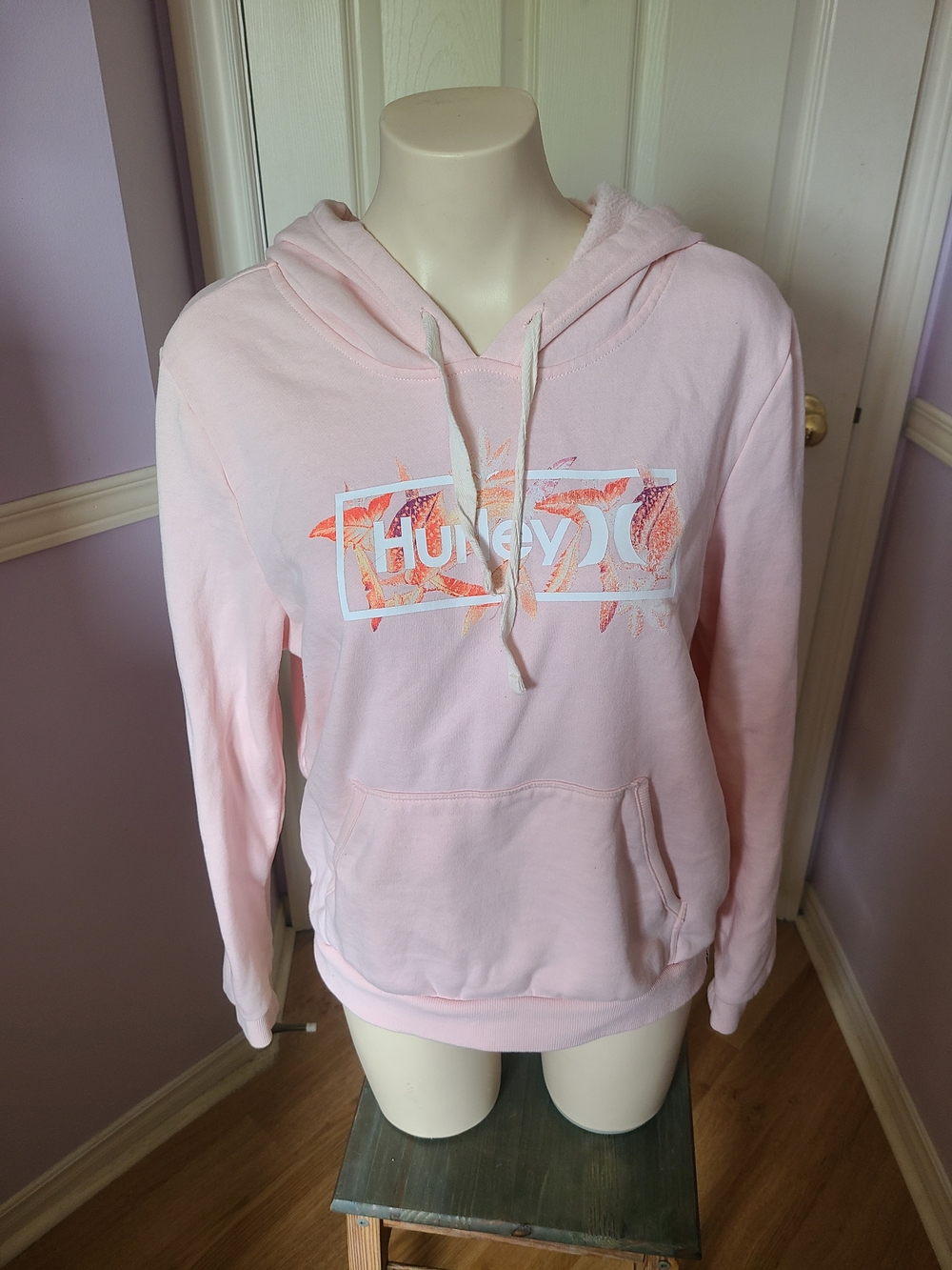 Hurley Light Pink Hooded Sweatshirt with Tropical Logo